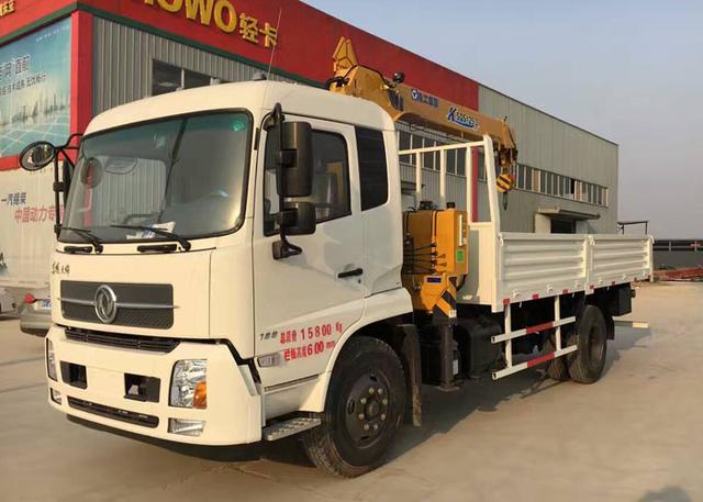 東風(fēng)天錦徐工6.3噸隨車吊 高效運(yùn)輸與靈活吊裝的專業(yè)解決方案